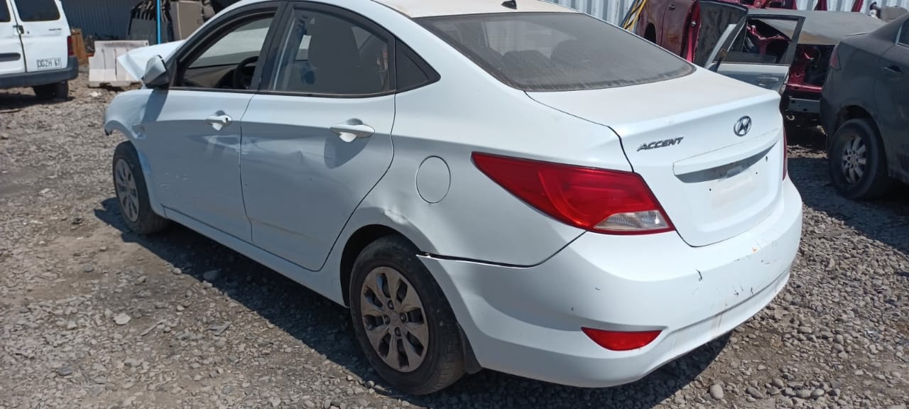  Hyundai ACCENT 2012    EN DESARME